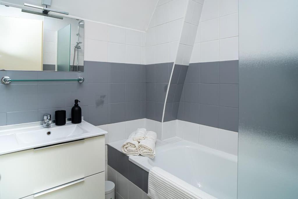 New Place Gramont-Proche Chateau Apartment Pau Luaran gambar
